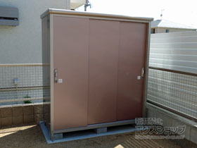 の物置・屋外倉庫 エスモ 一般型 1797×900×1959 ESE-1809A-MR 施工例