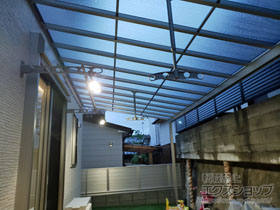 のテラス屋根 ソラリア F型 テラスタイプ 単体 積雪〜20cm対応 施工例