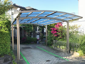 のカーポート ネスカR (ラウンドスタイル) ワイド 積雪〜20cm対応 施工例