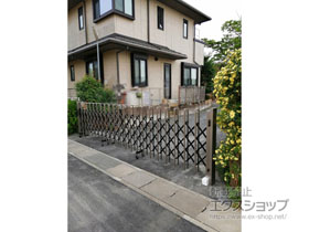 のカーゲート トリップゲート RC型 ノンレール 片開き 49S 施工例