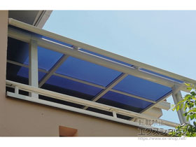 のバルコニー・ベランダ屋根 ヴェクターテラス R型 屋根タイプ 単体 積雪〜20cm対応 ※片入隅納まり 施工例