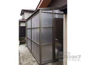 のストックヤード オイトック 波板囲い 両ドアタイプ 単体 積雪50cm 施工例