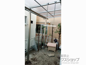 のテラス屋根 プレシオステラス F型 テラスタイプ 連棟 積雪〜20cm対応 施工例