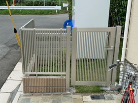 の門扉 シンプレオ門扉2型 縦格子 片開き 門柱使用 施工例