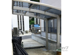 のサイクルポート・駐輪場 レイナポートグランミニ 積雪〜20cm対応＋ レイナポートグランミニ サイドパネル 施工例