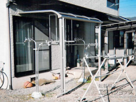 のテラス屋根 プレシオステラス R型 テラスタイプ 単体 積雪〜20cm対応 施工例