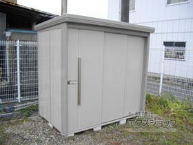 の物置・屋外倉庫 Mr.ストックマンダンディ 一般型 2200×1406×2110（ND-2214） ND-2214-W 施工例