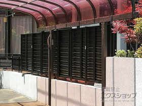 のフェンス・柵 シンプレオフェンス13型 ルーバー 自由柱施工 施工例