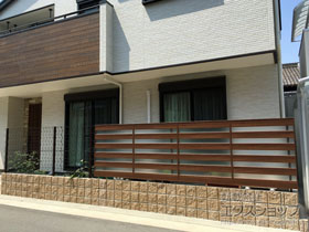 のフェンス・柵 フェンスAA YT1型 フリーポールタイプ 施工例