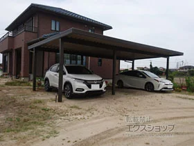 LIXIL リクシル(トステム)のカーポート テリオスポートIII 900 3台用 横連棟 角柱6本柱 積雪~30cm対応 施工例