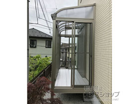 のテラス囲い・サンルーム サニージュ R型 床納まり ランマ無 積雪〜50cm対応 施工例