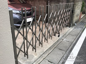 のカーゲート トリップゲート RA型 ノンレール 片開き*35S※施錠機能無し 施工例