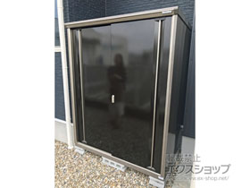 の物置・屋外倉庫 ナイソーシスター　1520×920×1603 KMW-159E-P 施工例