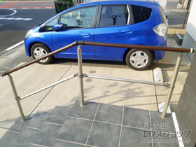 のフェンス・柵 パルトナーUDフェンス2型(手すり) 横格子タイプ 施工例