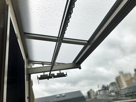 のバルコニー・ベランダ屋根 スピーネ F型 ルーフタイプ 単体 積雪〜20cm対応　※片袖納まり 施工例