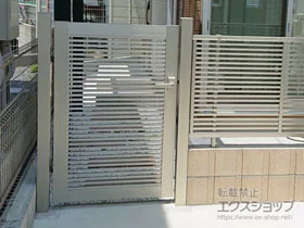 YKKAPの門扉 シンプレオ門扉1型 横格子 片開き 門柱使用 施工例