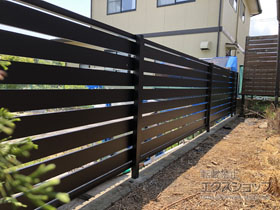 のフェンス・柵 モクアルフェンス 横板タイプ 自由柱施工 施工例