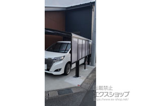 のカーポート プレシオスポート 積雪〜20cm対応＋プレシオスポート サイドパネル+着脱式補助柱 施工例