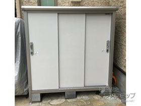 の物置・屋外倉庫 エスモ 一般型 1497×750×1501（ESE-1507E） ESE-1507E-PW 施工例