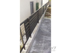 のフェンス・柵 シンプレオフェンスSY1型 横スリット 自由柱施工 施工例