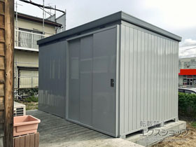 の物置・屋外倉庫 断熱物置 ネクスタプラス 扉タイプ 一般型 3580×2630×2375（NXP-94HT） NXP-94HT-MG 施工例