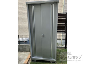 の物置・屋外倉庫 シンプリー 一般型 900×755×1903 施工例