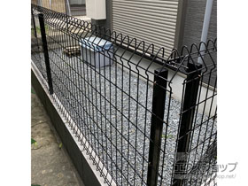 のフェンス・柵 メッシュフェンス G10-R 自由柱 施工例