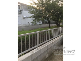 のフェンス・柵 ミエッタフェンス 防犯たて格子タイプ 自由柱施工 施工例