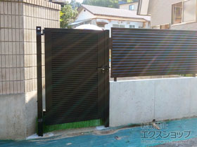 の門扉 ライシス門扉 5型 横目隠し 片開き 柱使用 施工例