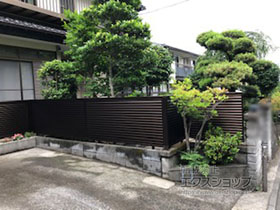 のフェンス・柵 ミエーネフェンス 目隠しルーバータイプ　自由柱施工 施工例