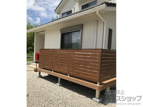 のウッドデッキ リウッドデッキ 200＋ルシアスデッキフェンスA01型＜横板格子タイプ＞ 施工例