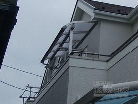 のバルコニー・ベランダ屋根 ソラリア R型 屋根タイプ 単体 積雪〜20cm対応 施工例
