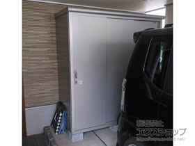 の物置・屋外倉庫 エスモ 一般型 1797×750×1959 ESE-1807A-SS 施工例