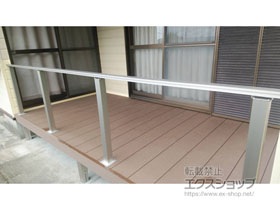 のウッドデッキ マージウッドデッキ＋ ルシアスデッキフェンスB01型＜笠木のみタイプ＞ 施工例