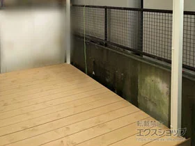 LIXIL ���N�V��(�g�X�e��)�̃E�b�h�f�b�L ���X�g�X�e�[�W ���[�܂� �{�H��