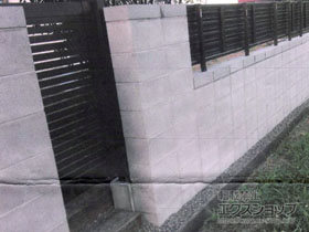 の門扉 シンプレオ門扉3型 横太格子 片開き 門柱使用 施工例