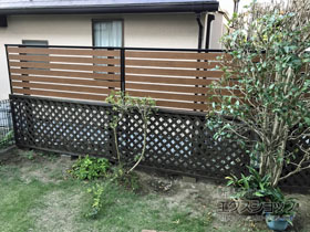 のフェンス・柵 モクアルフェンス 横板タイプ 2段支柱 自立建て用 （パネル1段） 施工例