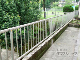のフェンス・柵 ミエッタフェンス　防犯たて格子タイプ　自由柱施工 施工例