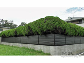 のフェンス・柵 ミエーネフェンス 目隠しルーバータイプ　自由柱施工 施工例