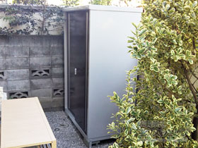 の物置・屋外倉庫 シンプリー 一般型 1320×755×1903（MJX-137E-P） MJX-137E-P-TB 施工例