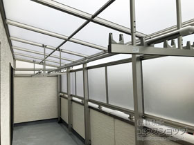のテラス屋根 ソラリア F型 テラスタイプ 連棟 積雪〜20cm対応 施工例