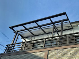 のバルコニー・ベランダ屋根 ソラリア F型 屋根タイプ 単体 積雪〜20cm対応 施工例