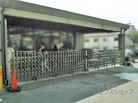 のカーゲート イノーバH 両開きタイプ 108W（54S+54M） 施工例