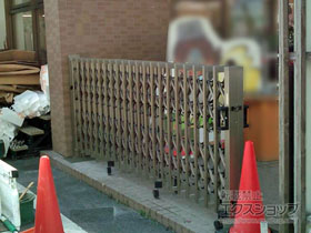 のカーゲート イノーバH 片開きタイプ 41S 施工例