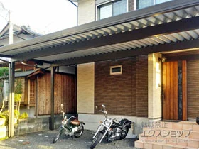 LIXIL リクシル(トステム)のカーポート テリオスポートIII 900 3台用 角柱4本柱仕様 積雪～30cm対応 施工例