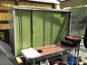 の物置・屋外倉庫 シンプリー 一般型 1940×615×1303（MJX-196C） MJX-196C-LG 施工例