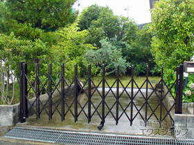 のカーゲート トリップゲート RB型 ノンレール 片開き 32S 施工例