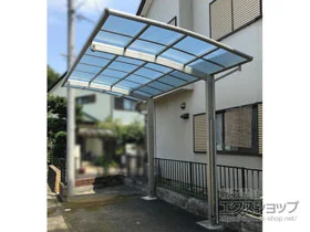 YKKAPのカーポート レイナポートグラン　積雪～20cm対応 施工例