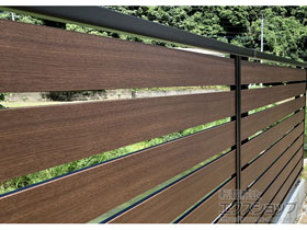 のフェンス・柵 モクアルフェンス 横板タイプ 自由柱施工〈A〉 施工例