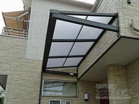 のバルコニー・ベランダ屋根 スピーネ F型 ルーフタイプ 単体 積雪〜20cm対応 施工例